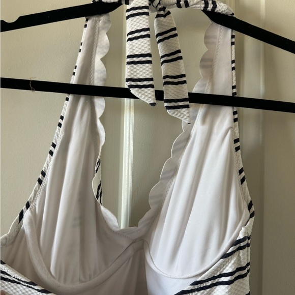 Heidi Klein One Piece $315 White & Blue Striped Swimsuit Size Medium - Picture 6 of 7